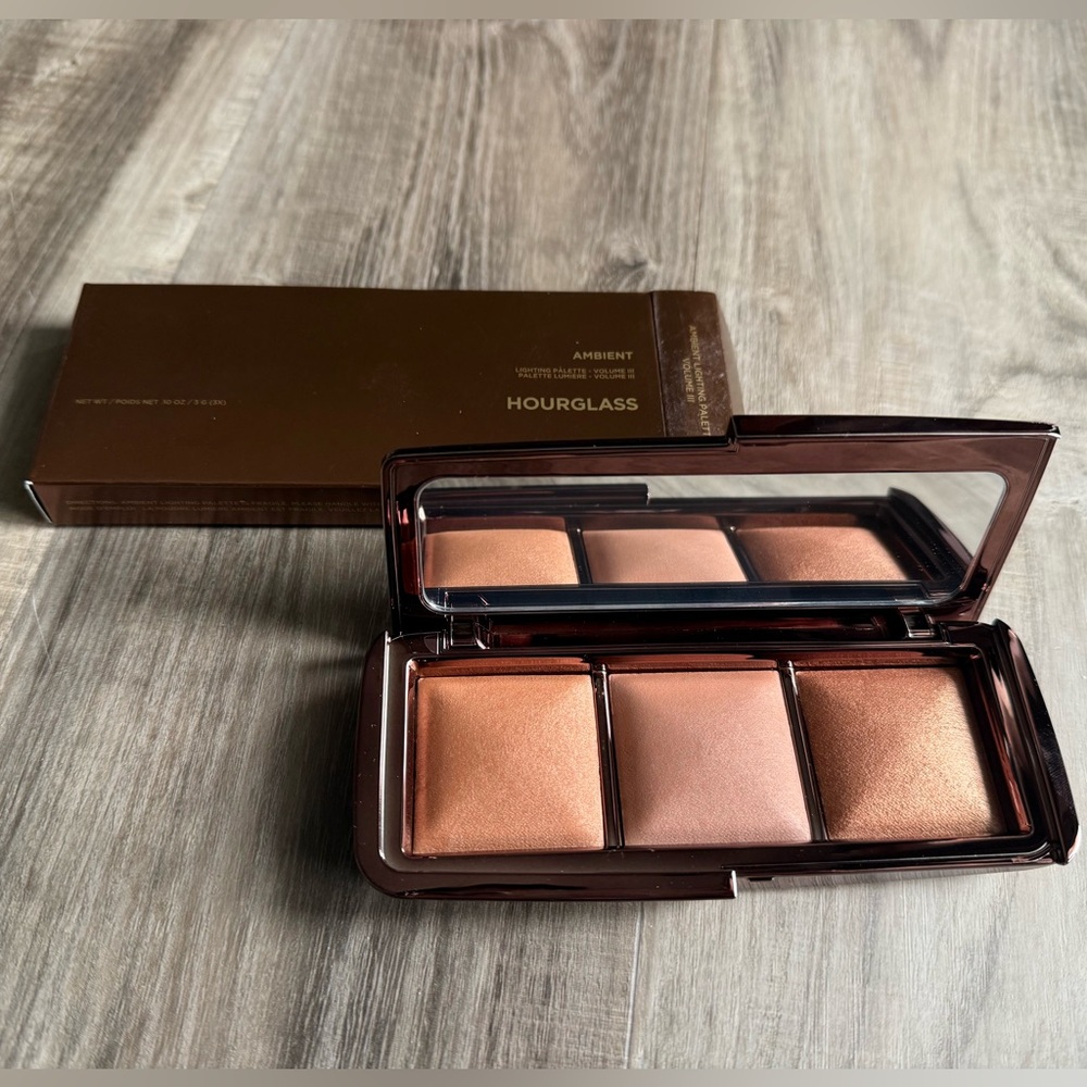 Hourglass Ambient Lighting Pallette Vol. III. New!